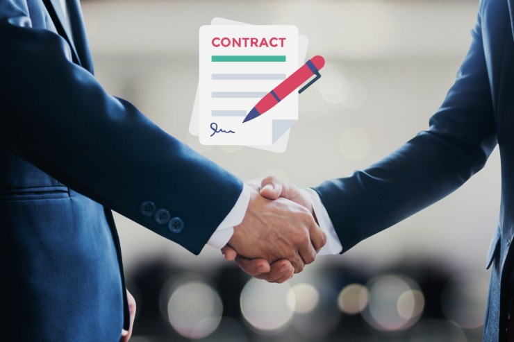 contratto e stretta di mano