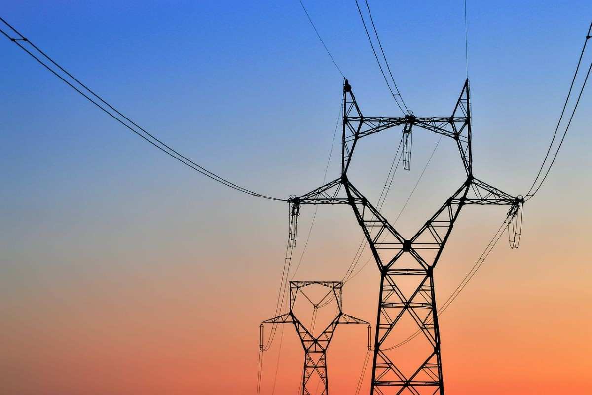 tralicci elettricità