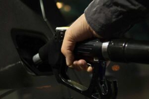 auto dal benzinaio
