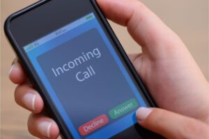 Schermo smartphone telefonata in arrivo