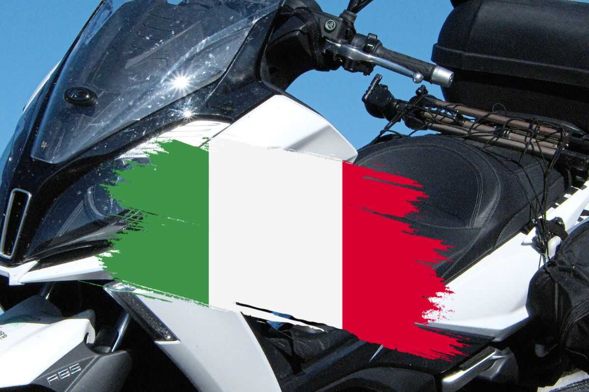 Scooter bandiera Italia