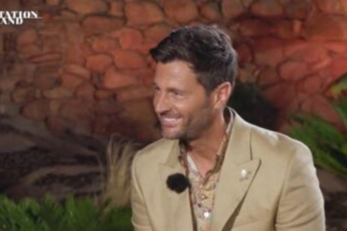 filippo bsiciglia conduttore di temptation island