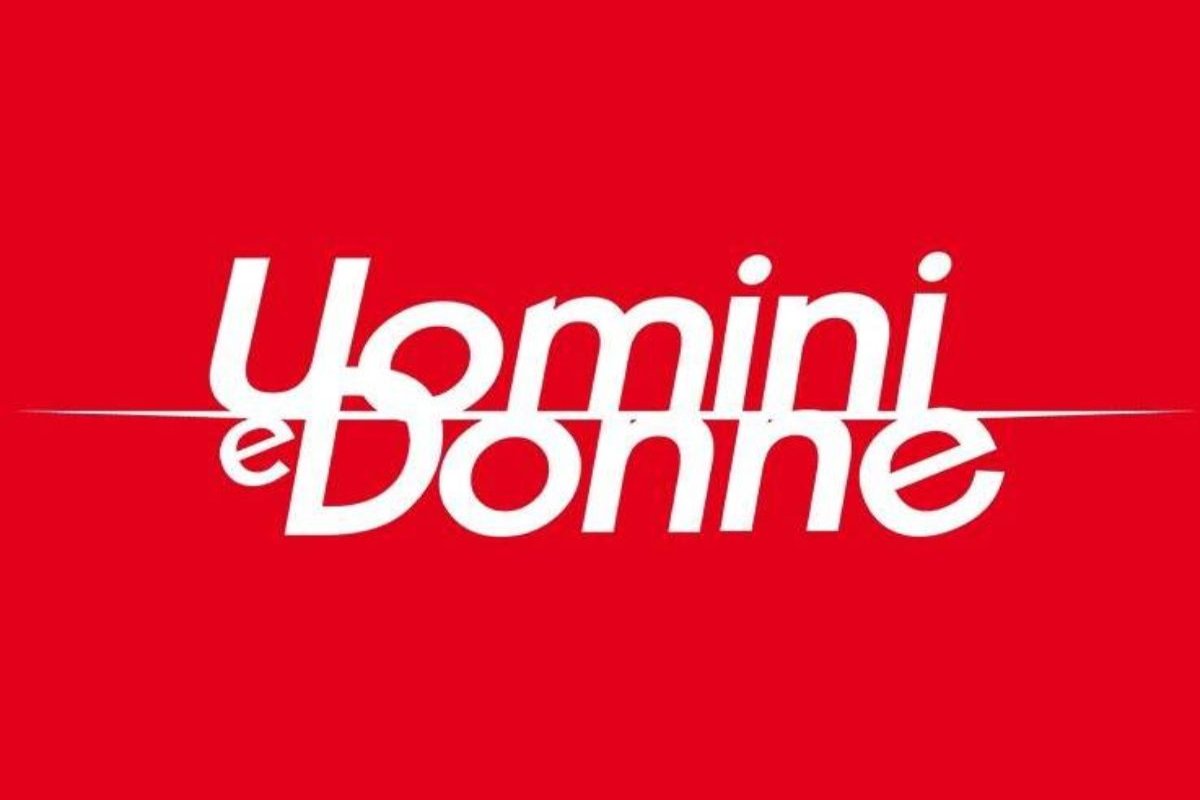 Foto del logo "Uomini e Donne"