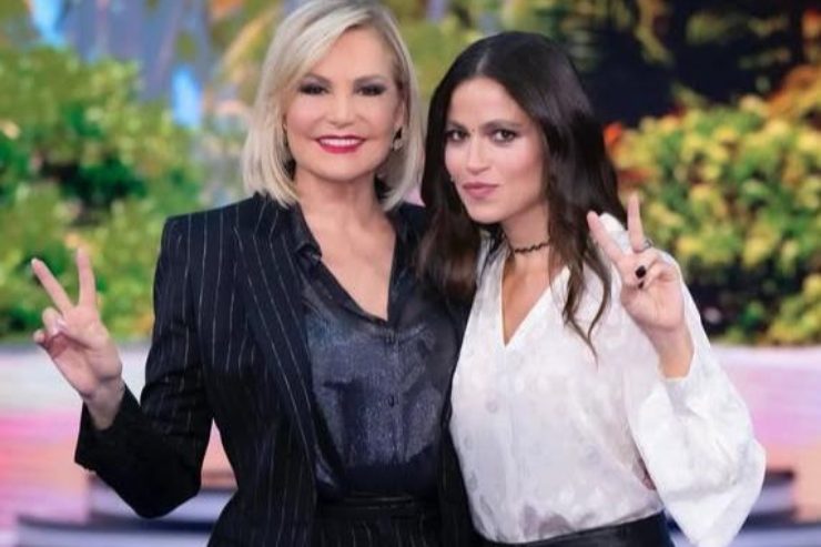 Foto in posa di Veronica Gentili e Simona Ventura