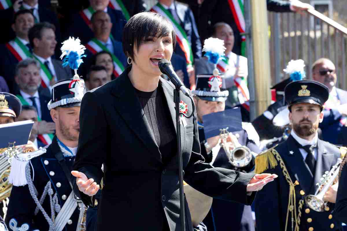 Arisa canto look