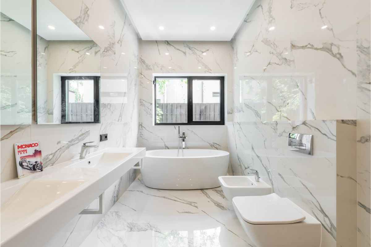 bagno specchio retroilluminato