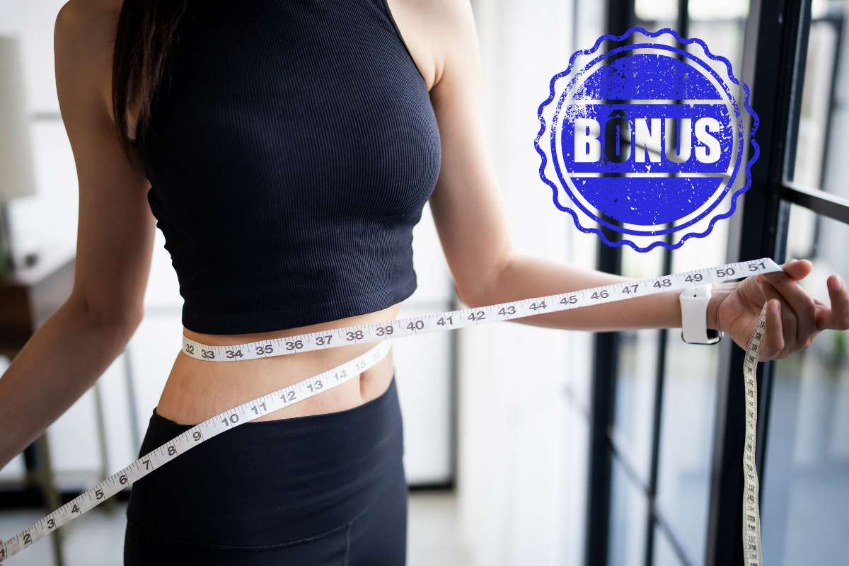 donna in perfetta forma con in alto a destra un simbolo di Bonus