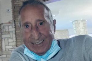 una foto in posa di Alvaro Vitali