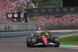 formula 1 imola ferrari hamilton