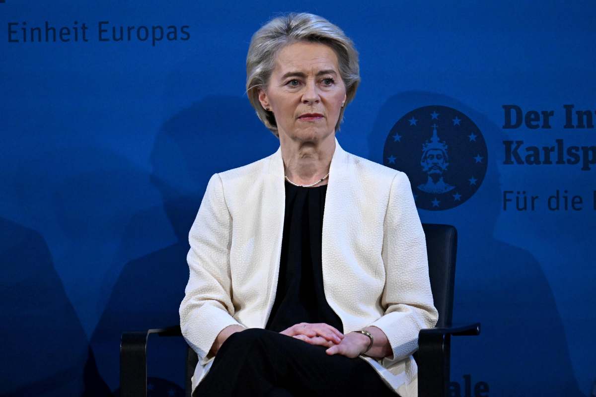 Ursula Von der Leyen Europa revisione auto annuale