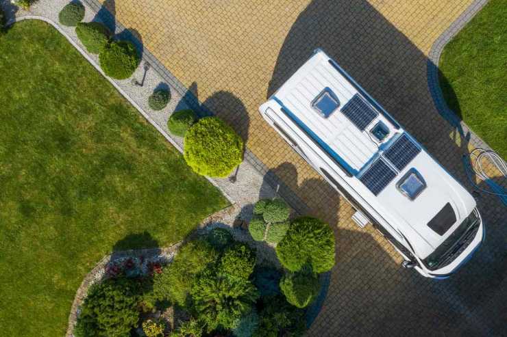 Camper parcheggiato